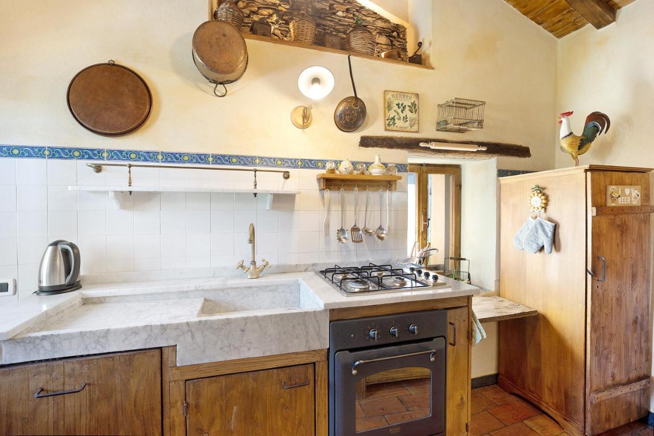Casa Vittorina Villa Cesio Bagian luar foto