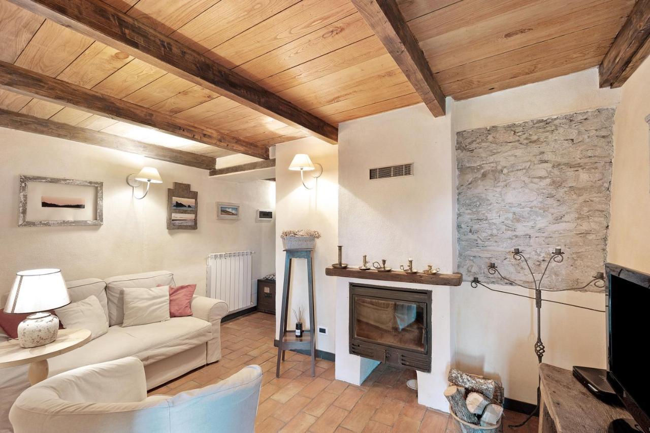 Casa Vittorina Villa Cesio Bagian luar foto
