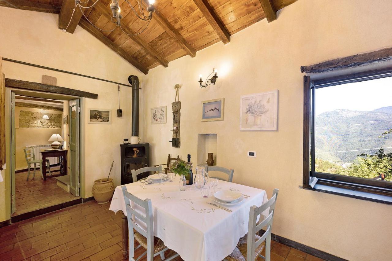 Casa Vittorina Villa Cesio Bagian luar foto