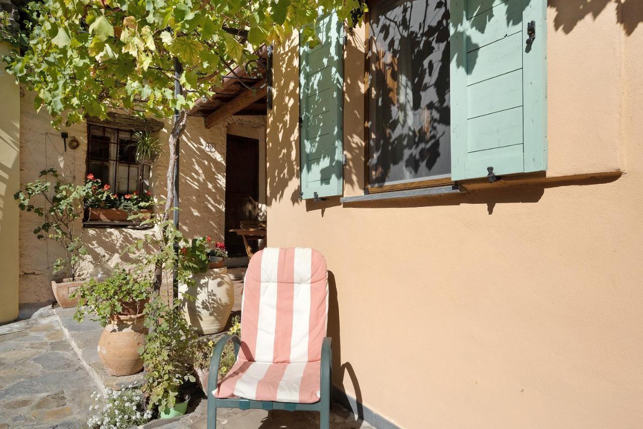 Casa Vittorina Villa Cesio Bagian luar foto